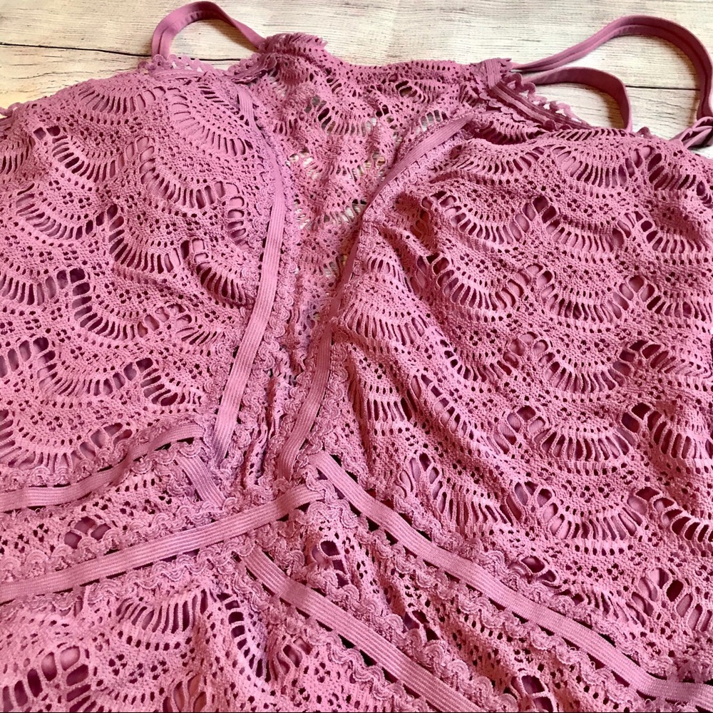 SOLD  Becca Etc. Rebecca Virtue onepiece L 2x - Picture 4 of 10